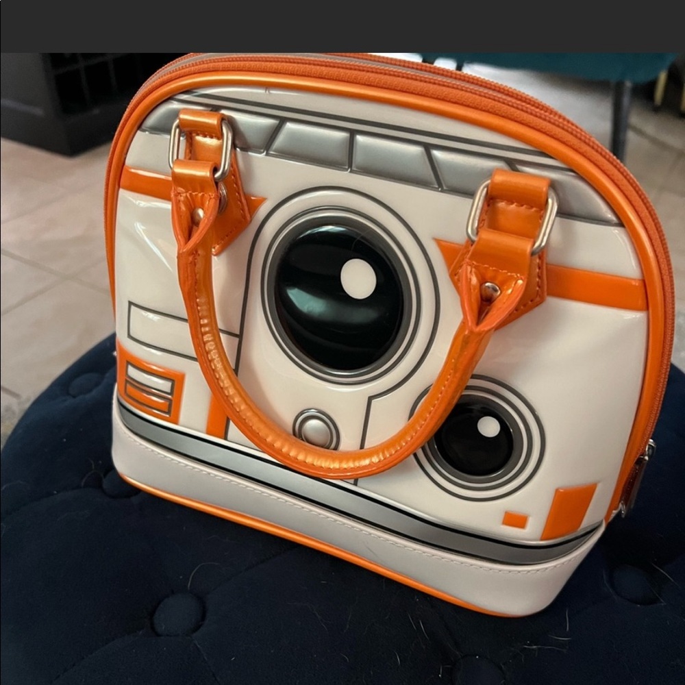 BB8 Loungefly Star Wars Satchel Like NEW
